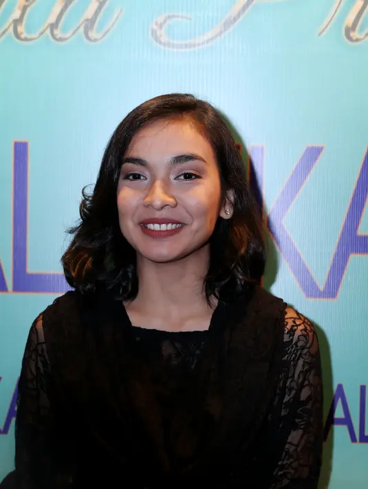 Aktris kelahiran Denpasar, 17 Februari 1990 ini mengungkap hal paling asyik saat bermain film, yaitu saat memainkan karakter baru. Dimana proses reading, pengenalan dengan karakter lainnya berpengaruh untuk akting yang bagus. (Nurwahyunan/Bintang.com)