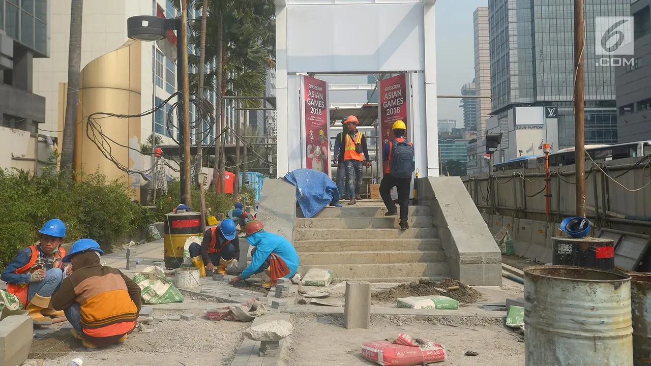 Pengerjaan Trotoar Jalan MH Thamrin Dikebut