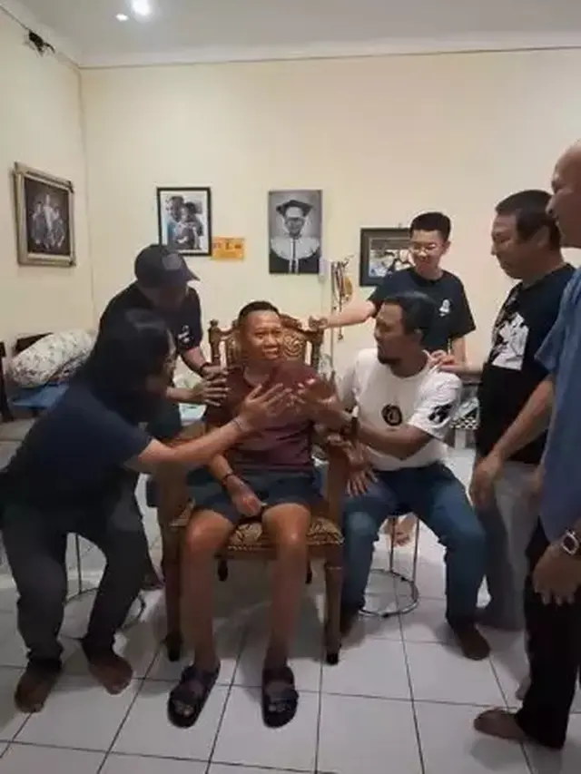 Potret Tukul Arwana (Sumber: TikTok/@sanwanieh)