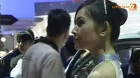 [VIDEO] Seksi dan Cantiknya SPG IIMS 2013
