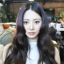 Tzuyu TWICE Dikabarkan Pertimbangkan Kontrak, JYP Buka Suara
