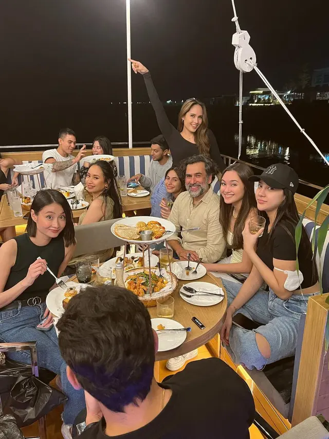 6 Momen Ulang Tahun Valerie Thomas, Dihadiri Cinta Laura dan Anya Geraldine