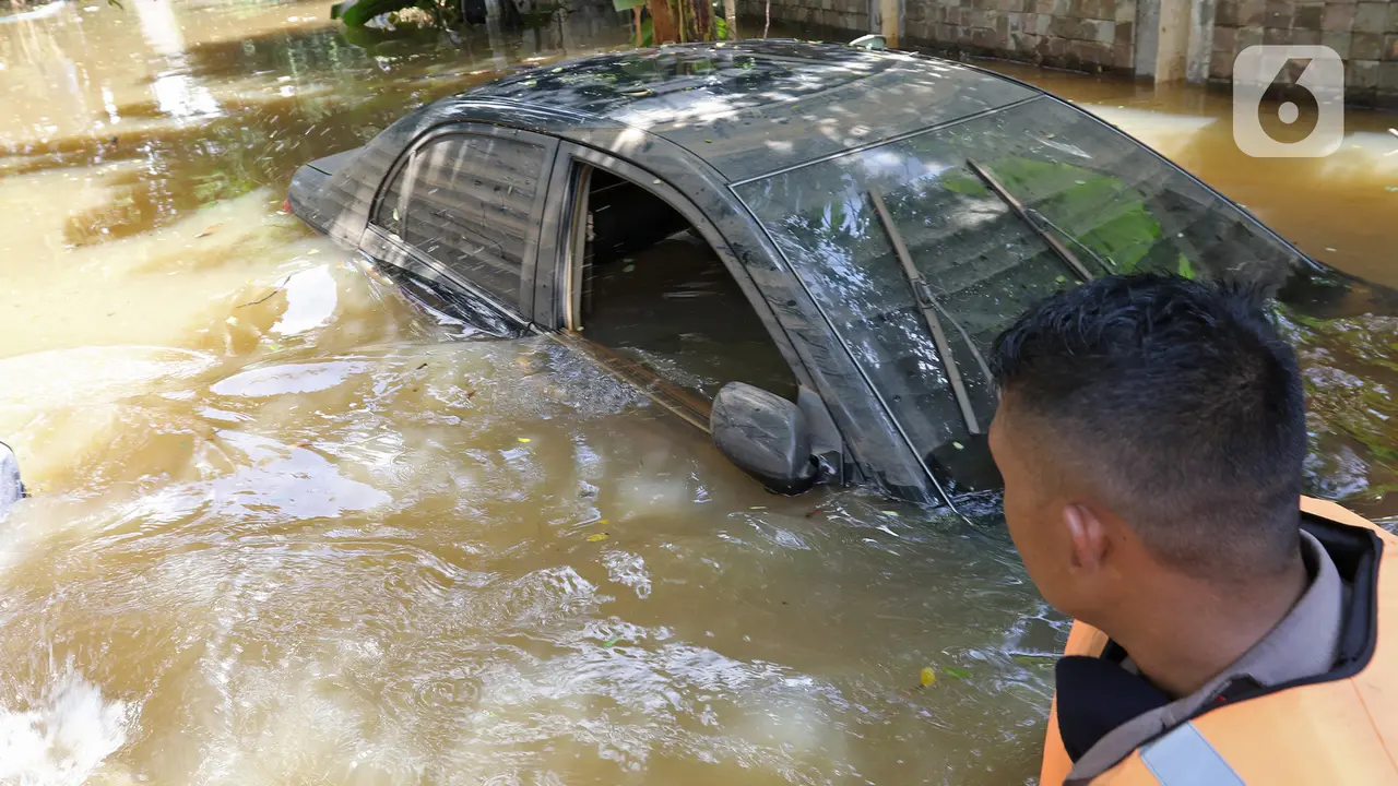 Banjir Masih Rendam Pela Mampang Pulo