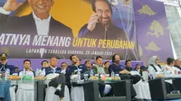 Ketua Umum (Ketum) Partai NasDem Surya Paloh turun gunung mendampingi Calon Presiden (Capres) nomor urut 01 Anies Baswedan dalam kampanye akbar di Bandung, Jawa Barat (Jabar). (Liputan6.com/Winda Nelfira)