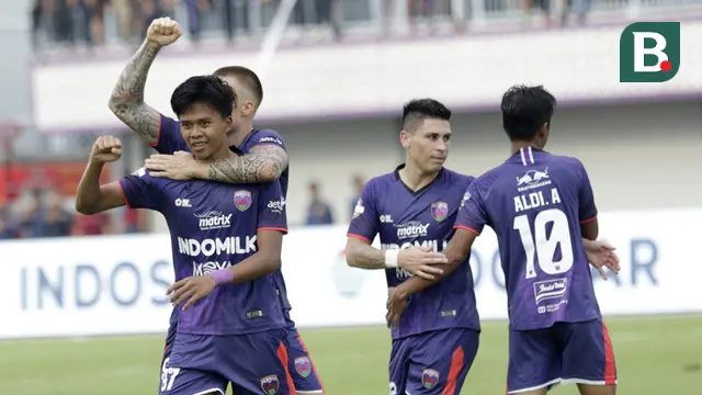 Shopee Liga 1 : Persita Tangerang Vs PSM Makassar