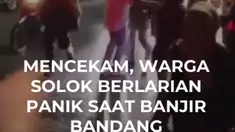 Banjir bandang dan longsor menerjang Nagari Talang, Kecamatan Gunung Talang, Kabupaten Solok, Sumatera Barat. Material lumpur, batu, dan kayu berukuran besar menutup Jalan Lintas Sumatera, sementara sejumlah rumah warga terdampak material longsor dari perbukitan.