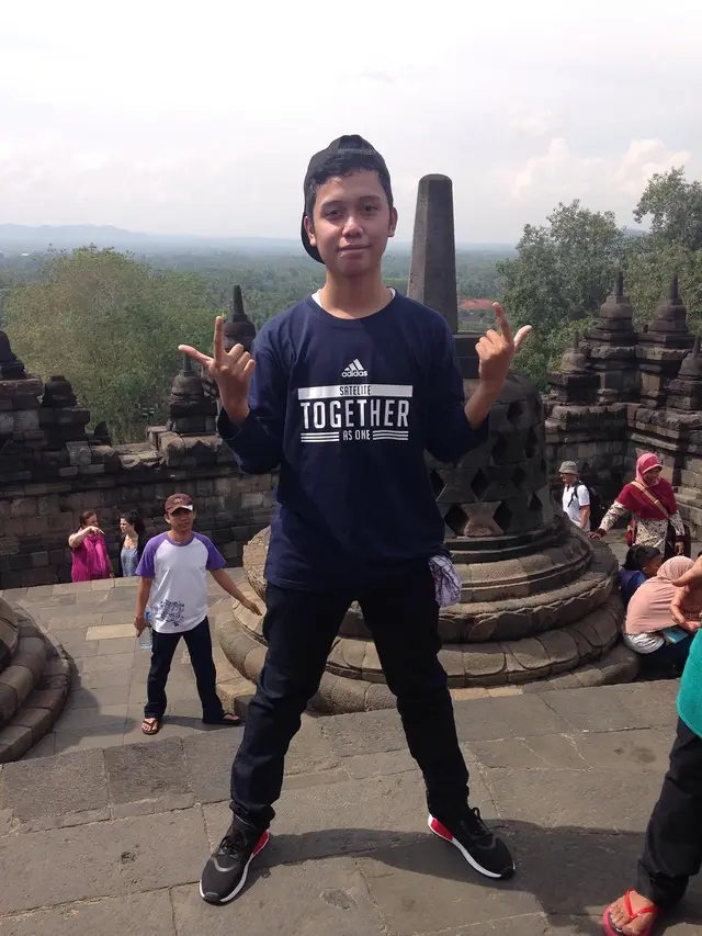 7 Potret Dio Ambiya, Anak Omaswati yang Jago DJ dan Mencintai Dunia Seni