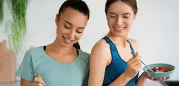protein memiliki peran penting dalam menjaga kesehatan tubuh, mulai dari memperbaiki jaringan, membantu metabolisme, hingga menjaga rasa kenyang. Selain itu, memilih sumber protein rendah lemak dapat membantu menjaga keseimbangan energi dan mendukung pengelolaan berat badan dengan lebih baik. (foto/dok: magnefic)