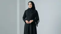 6 Pilihan Gamis untuk Muslimah Pekerja yang Sering Bepergian, Bahan Anti-Lipat dan Ringan