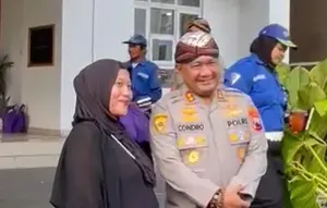 Cerita Wanita Hamil Ngidam Pegang Kepala Kapolresta Solo