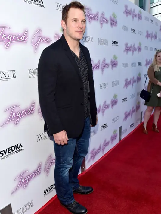 Menurut seorang sumber, kantung mata itu disebabkan oleh waktu yang kurang untuk beristirahat. Perceraian dengan Anna Faris lah yang disebut sebagai salah satu penyebabnya. (AFP/Alberto Rodriguez)