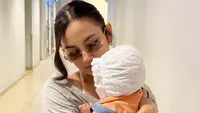 Mahalini Liburan ke Singapura setelah menjadi ibu. [@rizkyfbian]