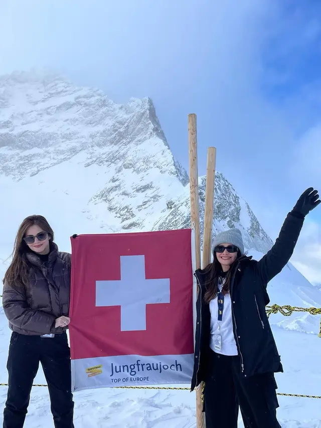 10 Potret Liburan Cut Tary dan Ersa Mayori di Swiss, Seru Banget