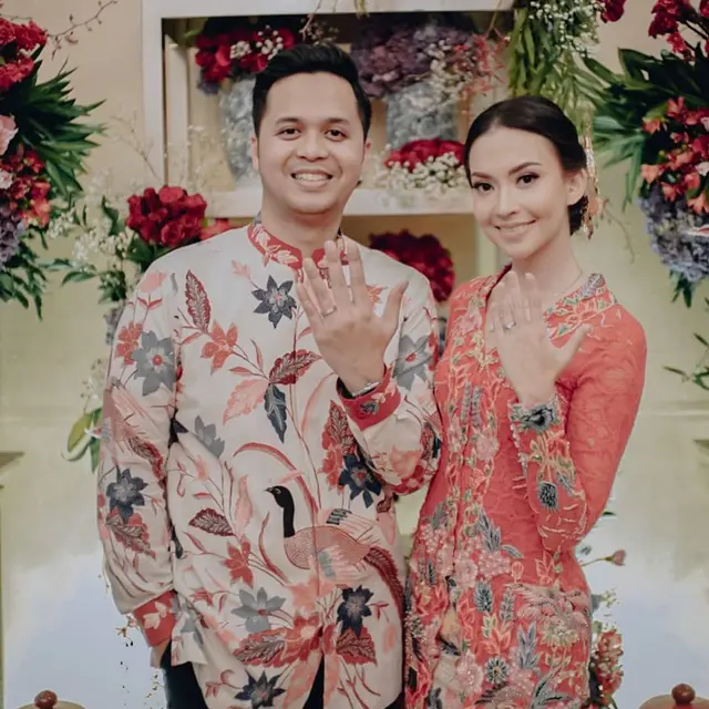 Segera Lepas Masa Lajang Ini 7 Momen Lamaran Karina Nadila