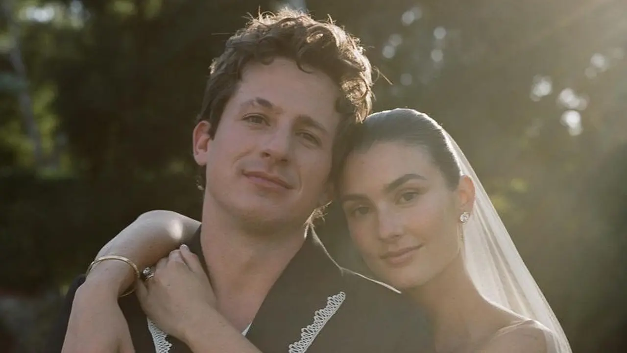 Charlie Puth Resmi Menikah dengan Brooke Sansone