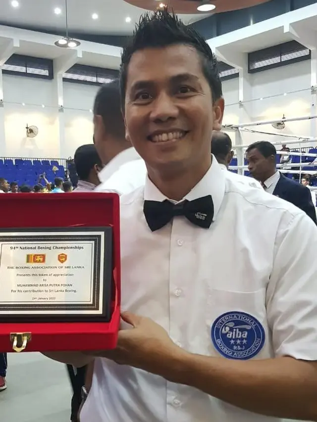 Wasit Tinju asal Indonesia, Boy Pohan