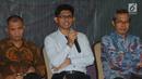 Wakil Ketua KPK Laode Muhammad Syarif (tengah) saat menjadi pembicara diskusi " Sucikan Diri Lawan Korupsi" di gedung KPK, Jakarta, Jumat (25/5). Jelang Pilkada serentak 2018 ini banyak Kepala daerah yang terjaring OTT. (Merdeka.com/Dwi Narwoko)