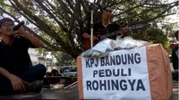 Pengamen Bandung Sumbang Suara untuk Muslim Rohingya