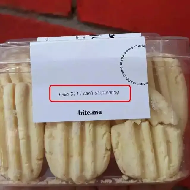 6 Tulisan di Toples Makanan Ini Bikin Salah Fokus, Tak Takut Salah Ambil