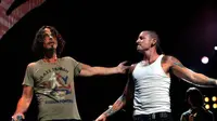Chris Cornell dan Chester Bennington. (E! Online)