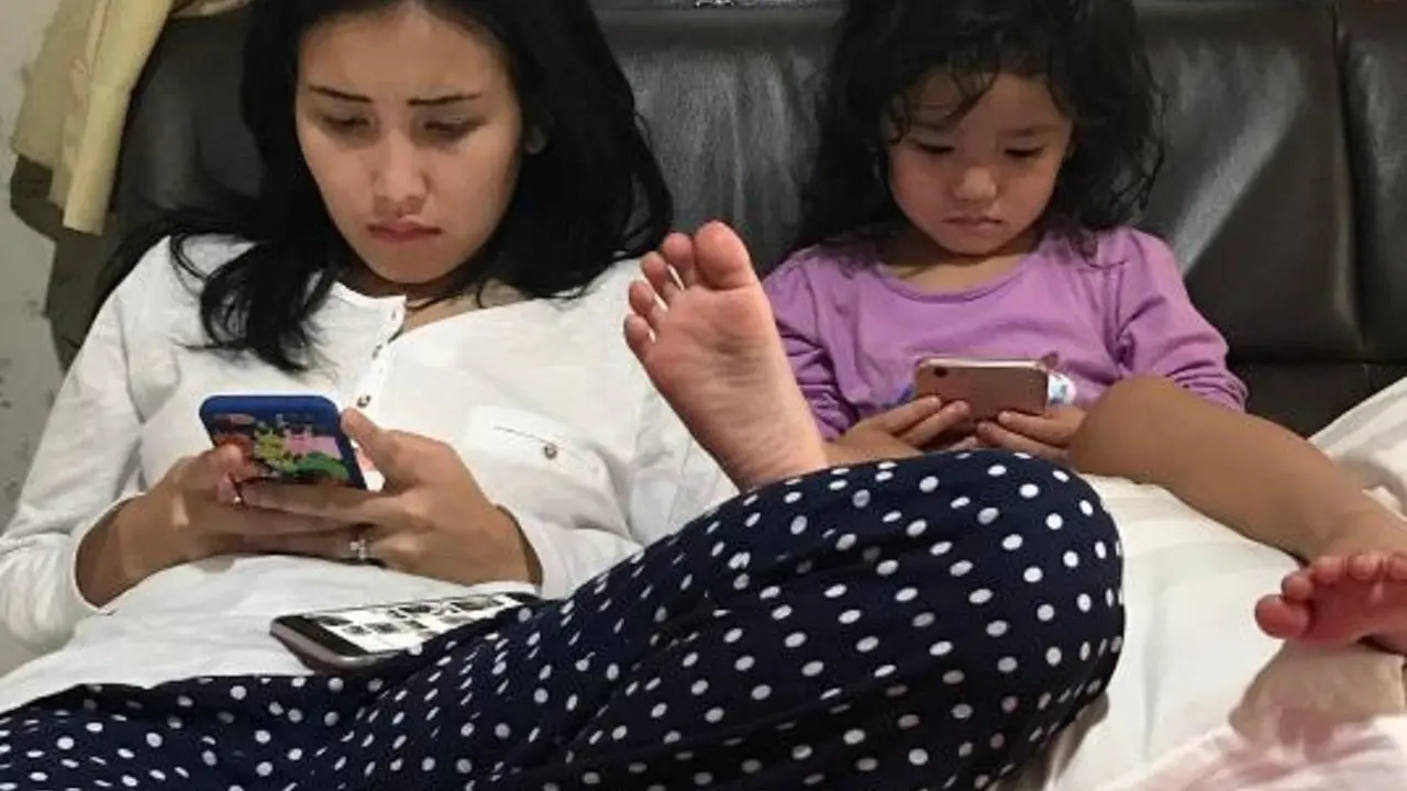 [Bintang] Ayu Ting Ting