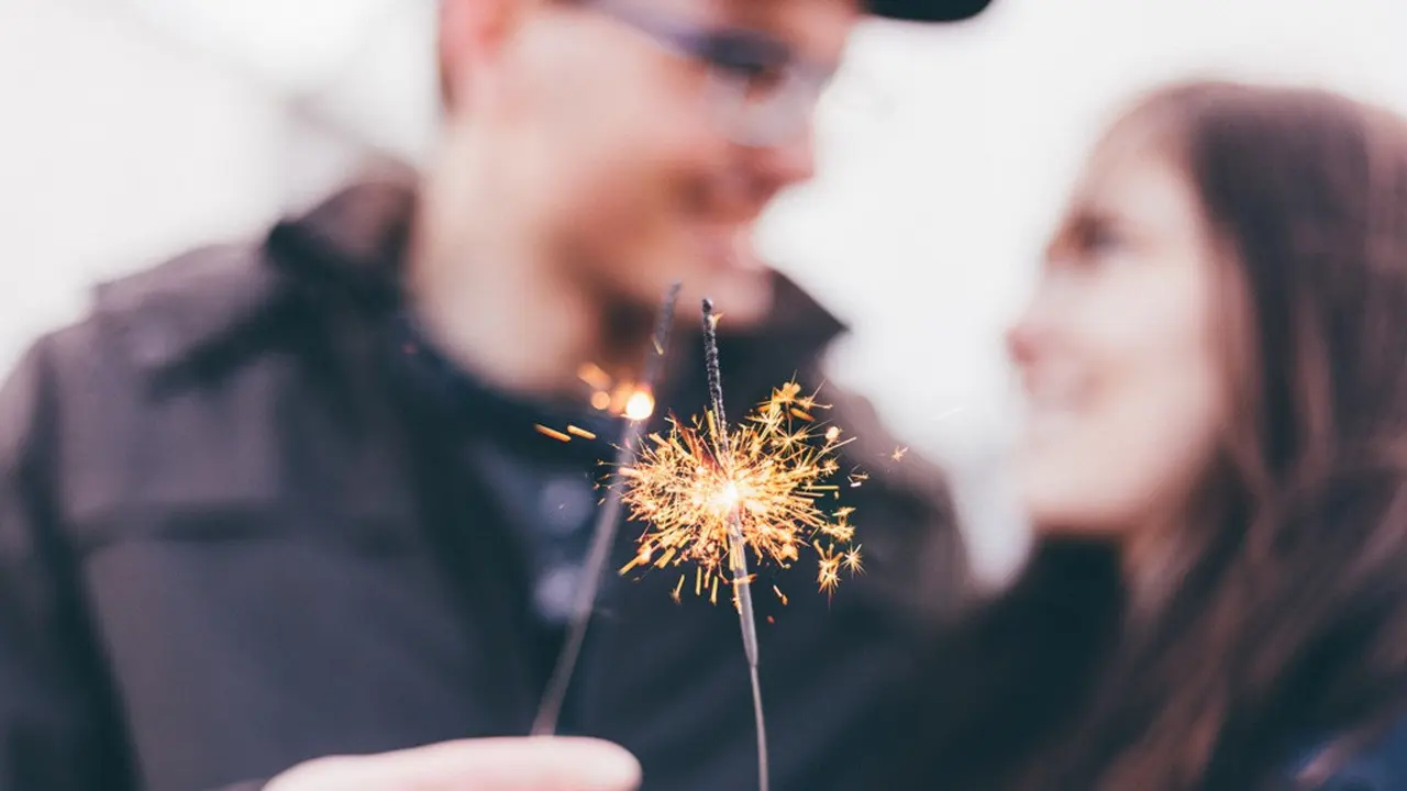 Jangan Cinta Buta, Jaga Ini Agar Hubunganmu Tetap Realistis