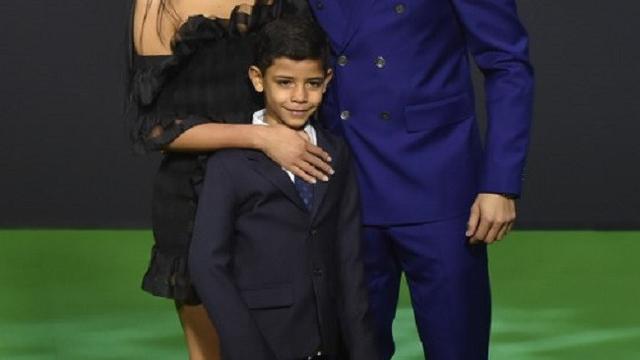 [Bintang] Cristiano Ronaldo