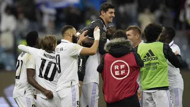 Foto: Aksi Gemilang Thibaut Courtois Bawa Real Madrid Talukkkan Valencia pada Semifinal Piala Super Spanyol 2022 / 2023