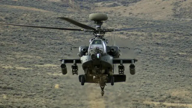 Helikopter serbu (10)