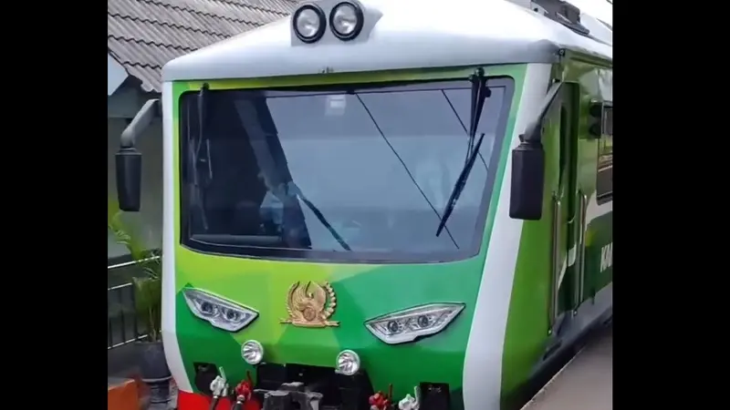 Mengenal Kereta Istimewa yang Dijuluki Kereta Sultan, Bisa Tentukan Jadwal Keberangkatan Sendiri Seperti Rental Mobil