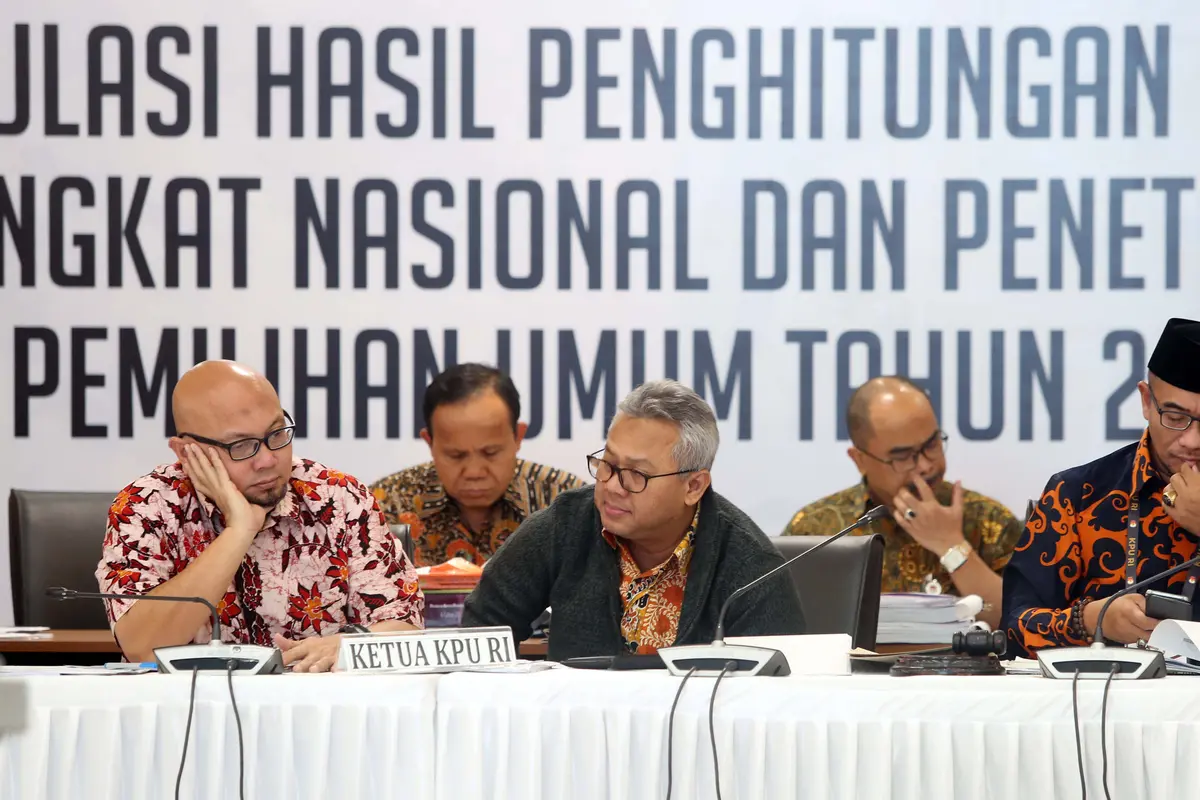 KPU Rekap Hasil Penghitungan Suara dari Papua Barat dan DKI Jakarta