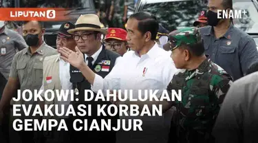 Presiden Joko Widodo terjun langsung pada Selasa (22/11/2022) usai gempa guncang Cianjur, Jawa Barat. Jokowi mendatangi lokasi longsoran di Cugenang ditemani sejumlah pejabat. Usai tinjauan di lokasi terdampak gempa, Jokowi memerintahkan beberapa hal...