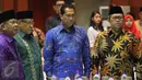 Ketum PBNU KH Said Aqil Siradj bersama Kepala BNN, Budi Waseso dan Gubernur Jawa Barat Ahmad Heriawan menghadiri acara Lembaga Persahabatan Ormas Islam deklarasi melawan Narkoba demi menyelamatkan Negara di Jakarta, (22/12). (Liputan6.com/Johan Tallo)