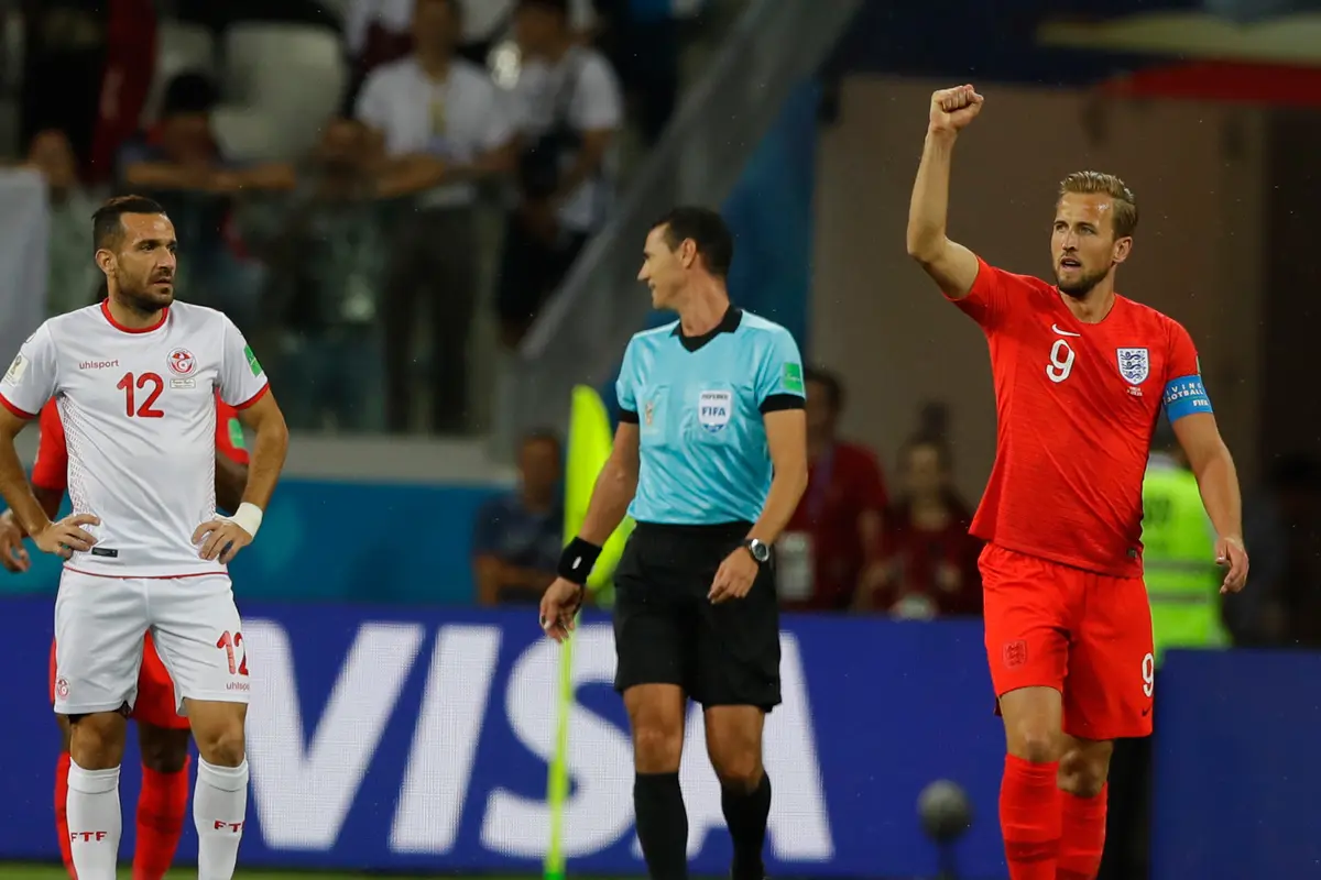 2 Gol Harry Kane Bawa Inggris Bungkam Tunisia
