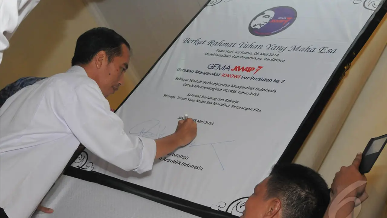 Jokowi Minta Relawan Lebih Gencar Kampanyekan Dirinya