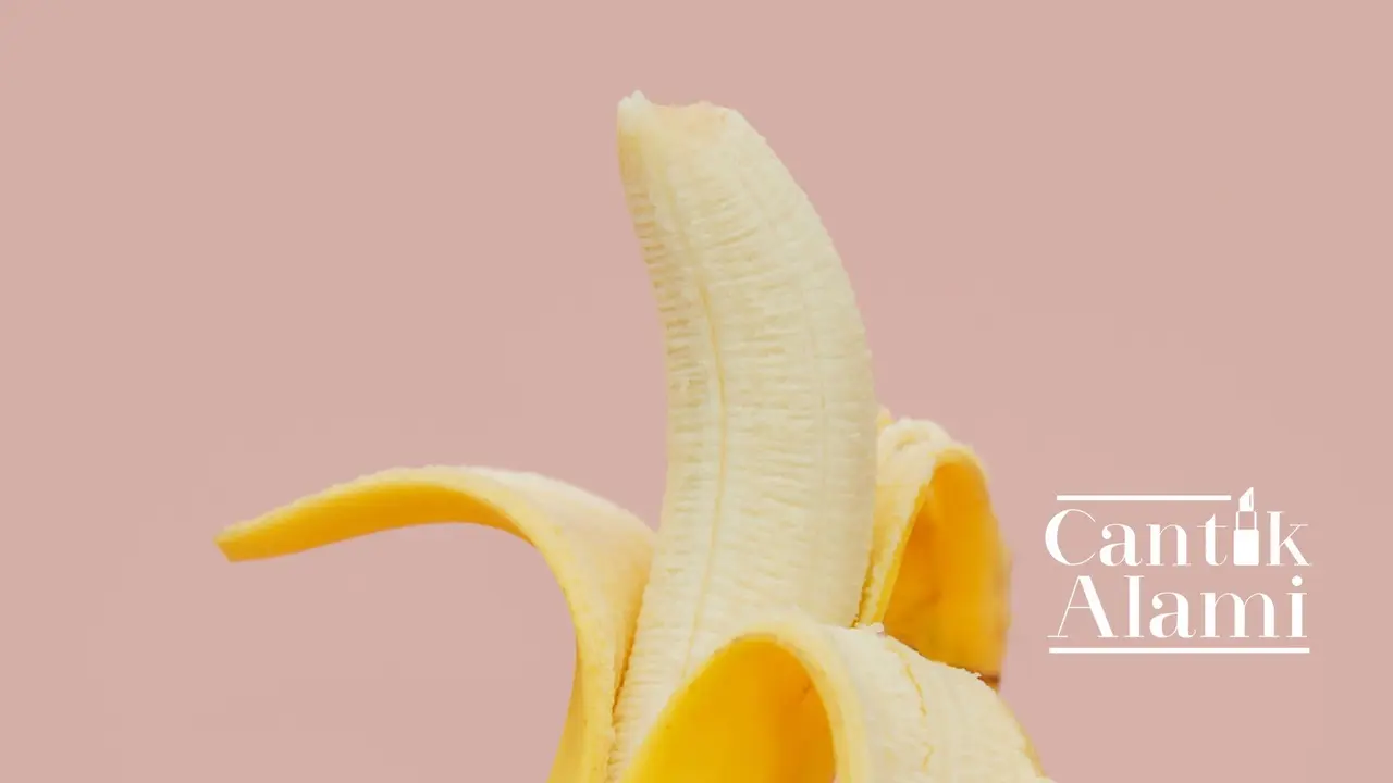 Cantik Alami: Masker Pisang Bikin Kulit Wajah Kinclong