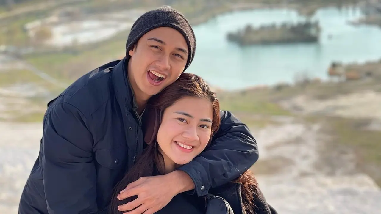Caesar Hito dan Felicya Angelista