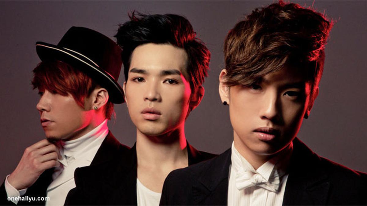 Phantom Sukses Gelar Konser Perdana di Korea Selatan
