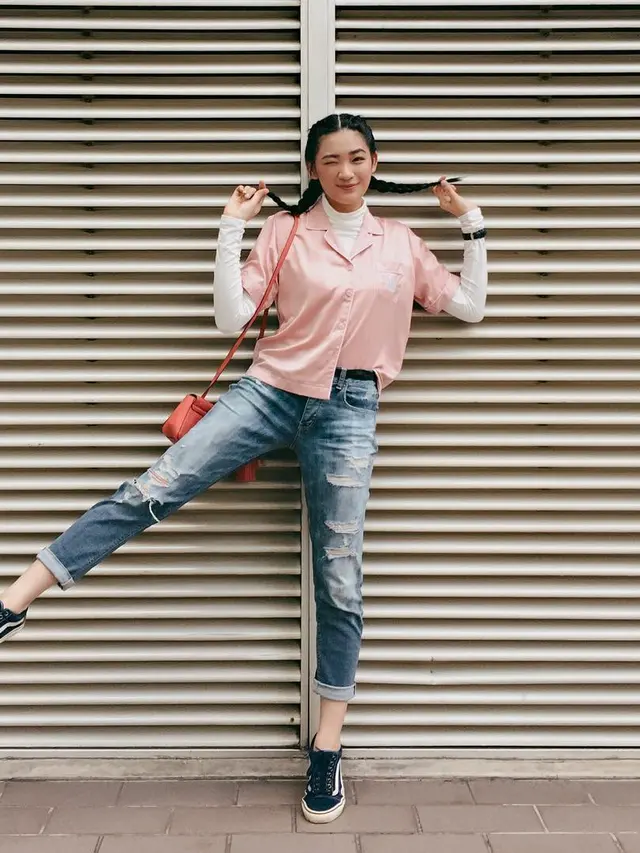 [Bintang] Kangen Shin Min Ah, Tampilan Influencer Indonesia Ini Sama Cantik