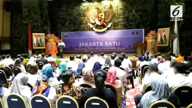 Gubernur DKI Jakarta, Anies Baswedan, meluncurkan Jakarta Satu yaitu sebuah sistem pemantauan terintegrasi di jajaran Pemprov DKI Jakarta.