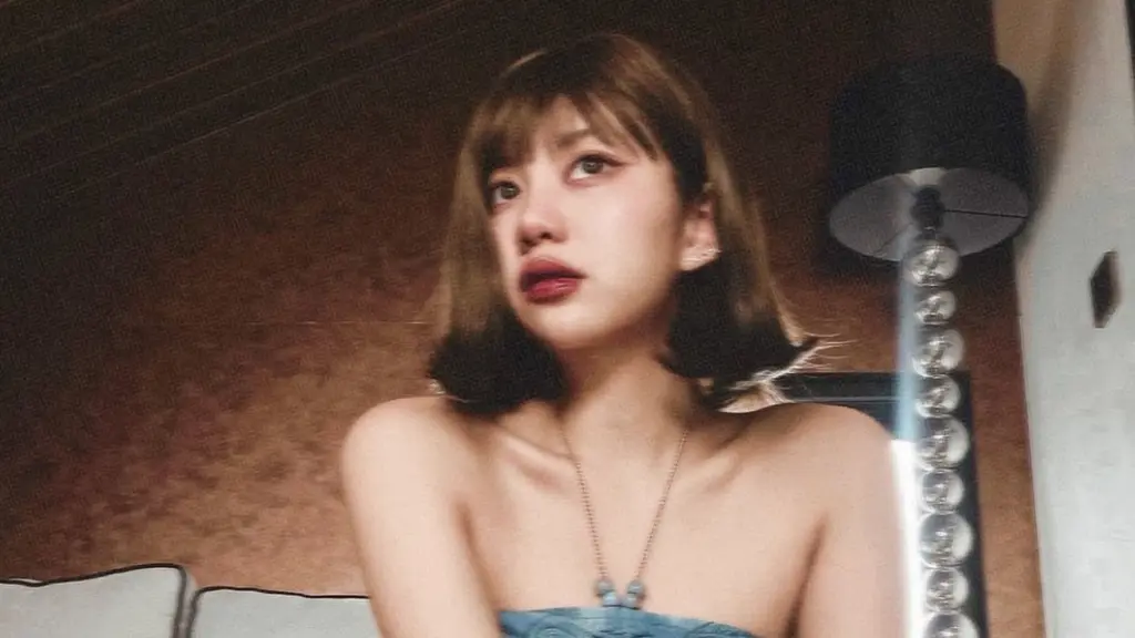 Ghea Indrawari Tampil dengan Model rambut pendek. [@gheaindrawari]