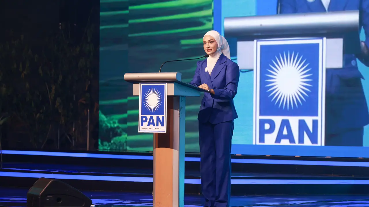 Dihadiri Jajaran Kabinet Merah Putih, Putri Zulkifli Hasan Membuka Workshop PAN di Surabaya
