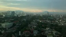 Cuaca Jabodetabek Hari Ini: Mayoritas Cerah hingga Berawan