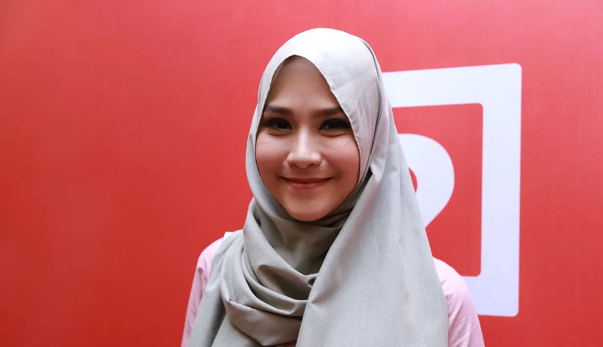 Tujuannya masih tampil di layar kaca, adalah buat mengingatkan bahwa dirinya masih ada. Baginya, cukup satu progam saja sudah cukup dalam layar kaca. (Galih W. Satria/Bintang.com)