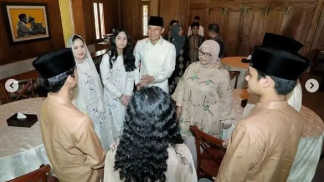 Halal Bi Halal di Rumah Anies Baswedan Saat Lebaran Idul Fitri, AHY Pakai Sepatu Kulit Kambing Seharga Rp17 Juta