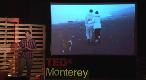 Mark Lukac saat berbicara di TEDx | Foto: copyright youtube.com/TEDx Talks