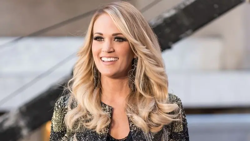 Carrie Underwood (Pinterest)