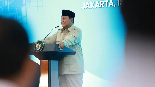 Presiden Prabowo Subianto dalam acara Peresmian dan Groundbreaking 1.179 SPPG serta Peresmian 18 Gudang Ketahanan Pangan Polri di SPPG Polri Palmerah, Jakarta, Jumat (13/2/2026).