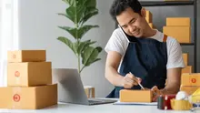 Ilustrasi pelaku bisnis dan UMKM. (Shutterstock/PreciousJ)
