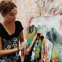 Baru menginjak 16 tahu, gadis ini pukau mata dunia melalui lukisannya.